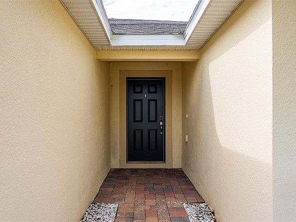 5th image of 1429 LUCERNE LOOP ROAD NE