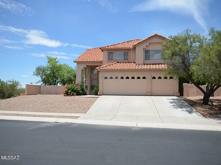11281 N Chynna Rose Pl — Photo 1
