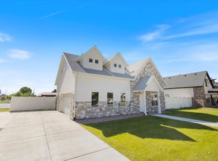 33 N 650 W, Springville, UT 84663