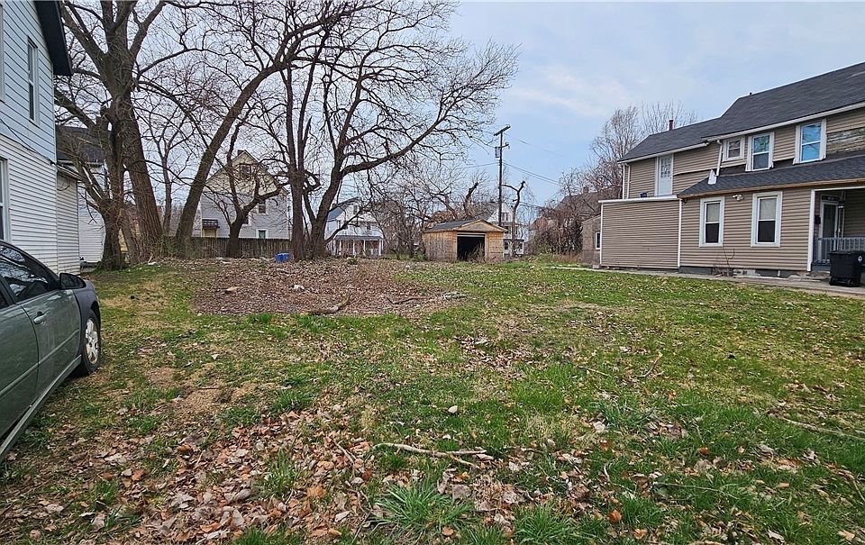 1st image of 2554 E 82nd St