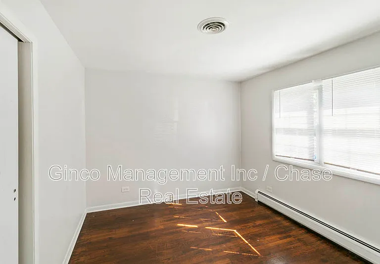 11212 1st St #4 — Photo 7