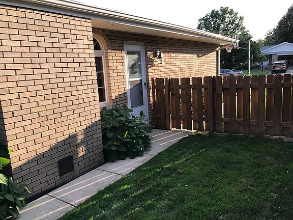 4th image of 6465 Brookhill Dr