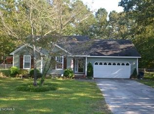 115 Chappell Creek Dr, Richlands, NC 28574