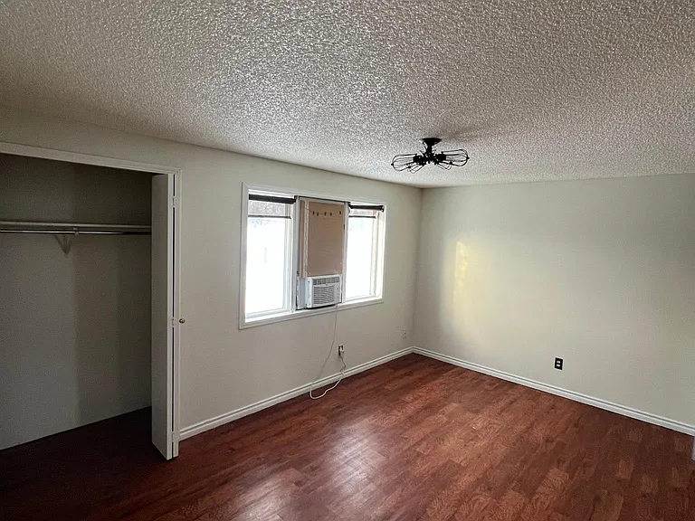 Bedroom #1