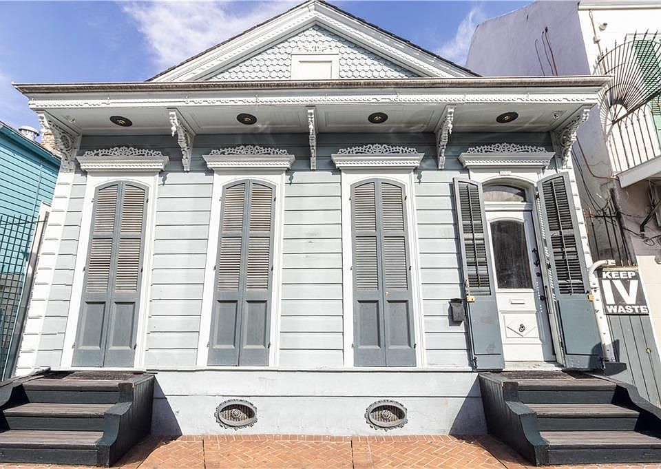 1st image of 811 Saint Peter St #811