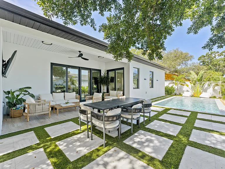 3701 W Leila Ave — Photo 15