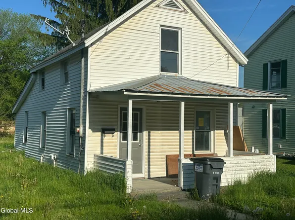 76 1st Street, Hoosick Falls, NY 12090