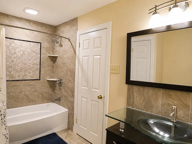 12 Raven Dr — Photo 9