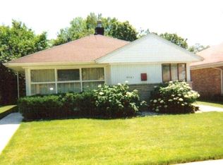 9541 S Bennett Ave, Chicago, IL 60617