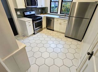 1325 Bryden Rd #1, Columbus, OH 43205