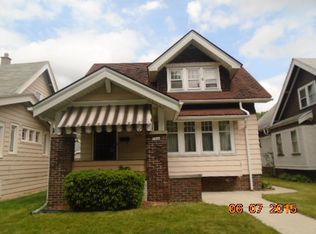 3020 N 38th St, Milwaukee, WI 53210