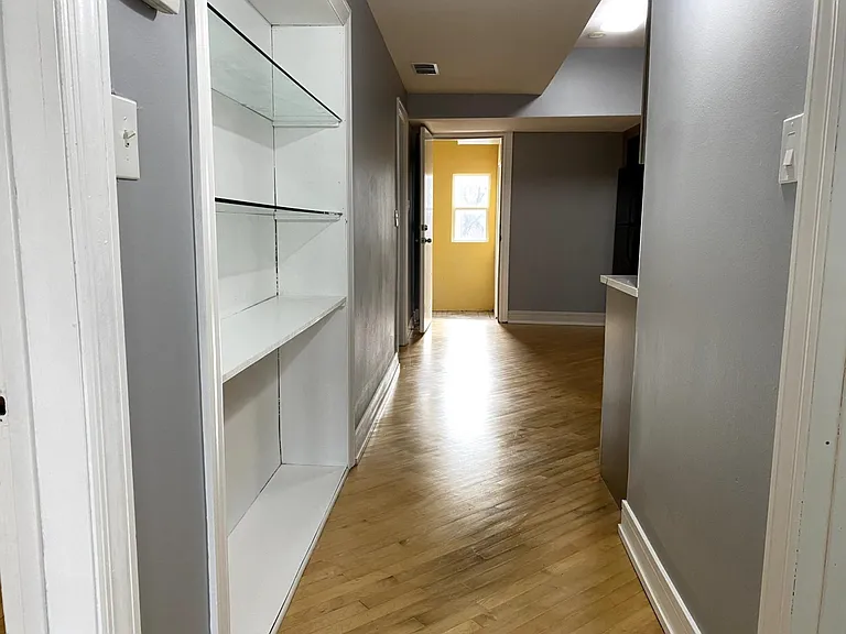 2323 W Fullerton Ave #3 — Photo 11