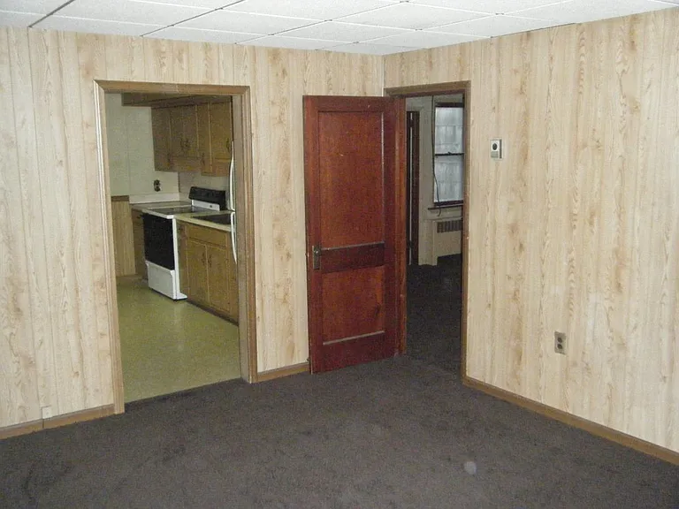 Living Room to Bedroom 1