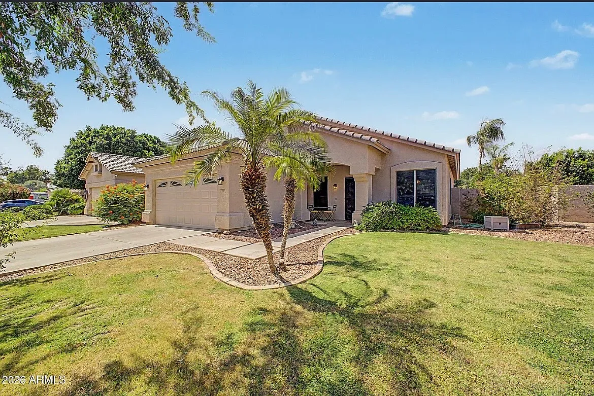 4 bed, 1803 sqft, $6,000 — Photo 2