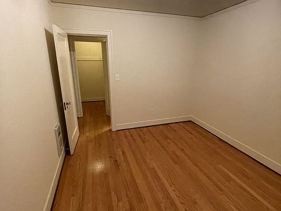 3rd image of 921 1st Ave W #112