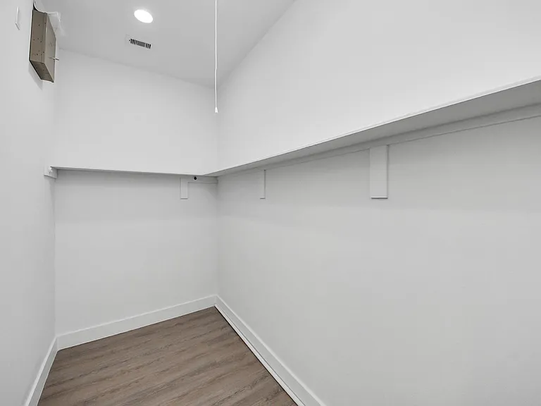 4133 E Toliver St — Photo 25