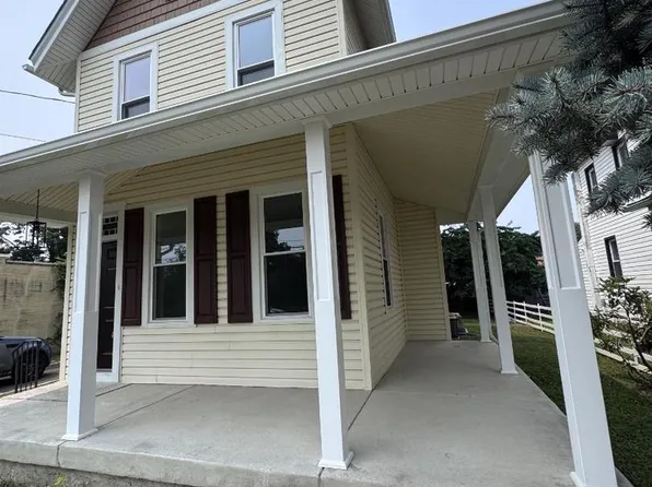 423 W Broad St, Palmyra, NJ 08065