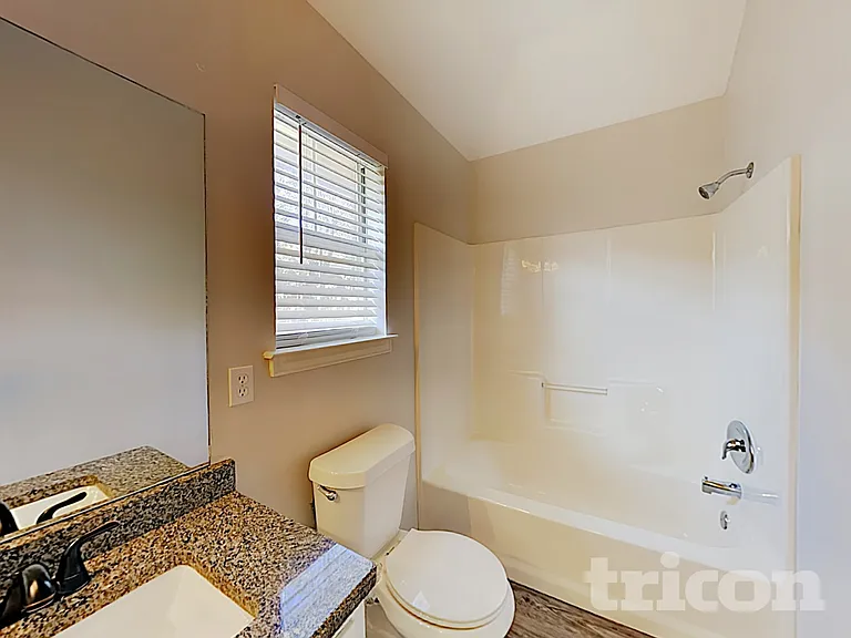 1012 Brookhaven Dr — Photo 10
