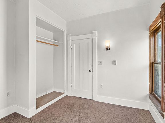 5th image of 564 Newbury St
