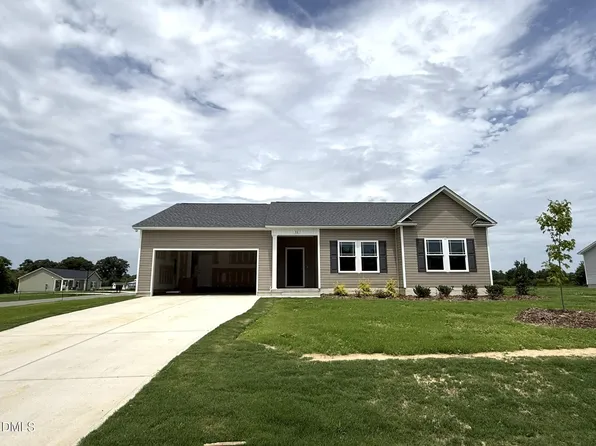 53 Finch Ln, Four Oaks, NC 27524