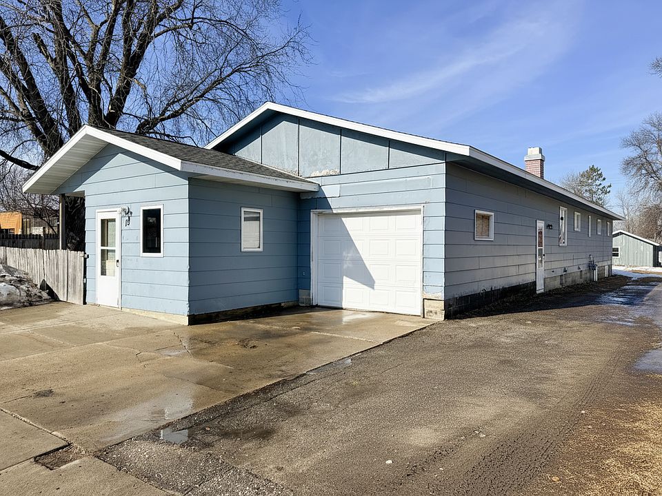1st image of 19 Walker Ave N