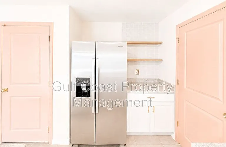 10219 Charlotte Dr — Photo 6