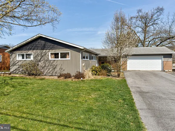 837 E High St, Bellefonte, PA 16823