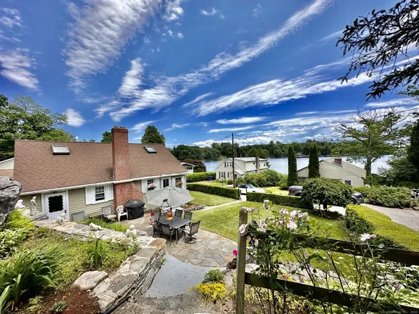 6 Lower Woodland Terrace, Columbia, CT 06237