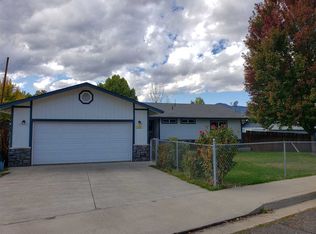 1331 Placer Dr, Yreka, CA 96097