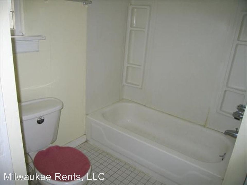 2nd image of 2869 N Weil St APT 5