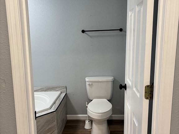 Unit Photo