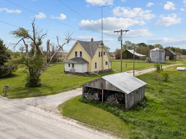 2357 50th Ave, Aledo, IL 61231
