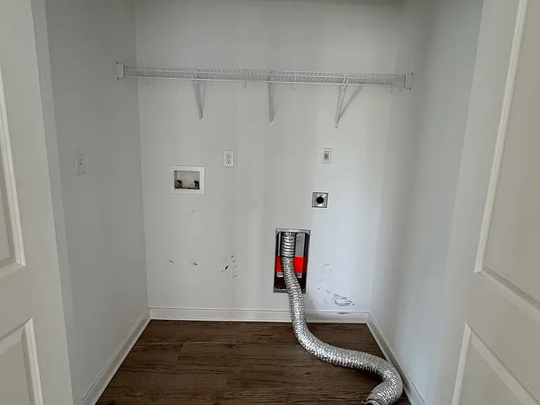 612 Dripping Spring Dr — Photo 4