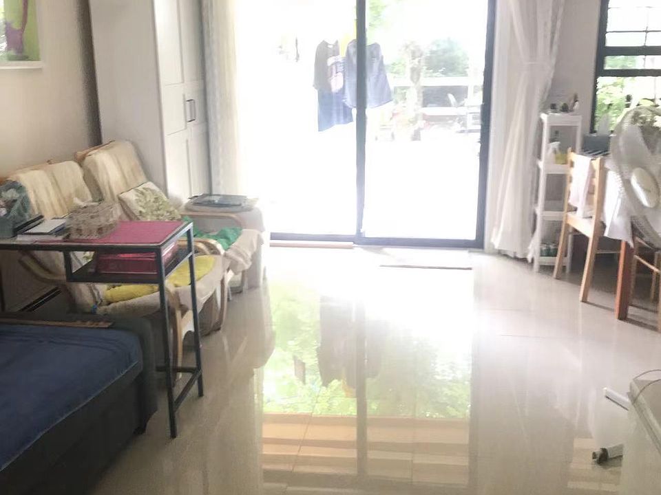 1st image of 12016 Cove Ct Floor 1