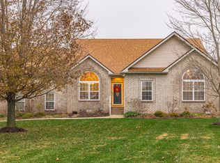 1003 Roland Ct, Cottontown, TN 37048