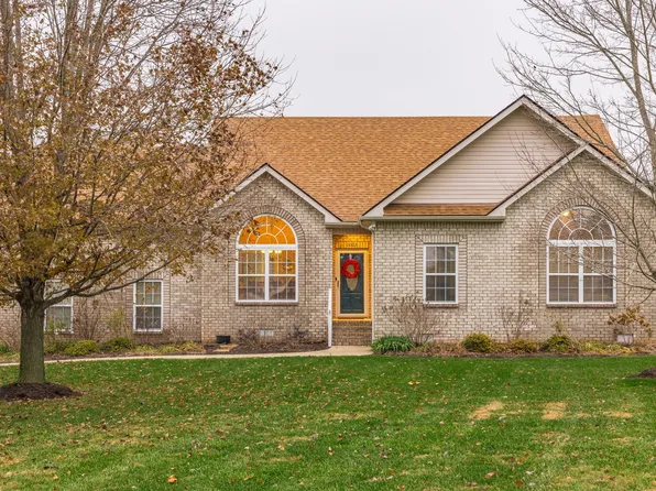 1003 Roland Ct, Cottontown, TN 37048