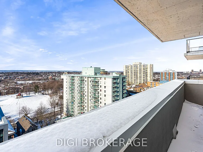 560 Rideau St #606 — Photo 27