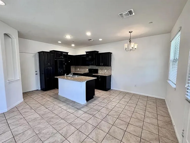 1001 Zodiac Ln #50 — Photo 11