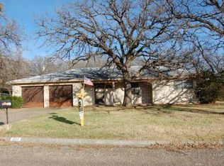 201 Blurbonnet Trl, Keene, TX 76059
