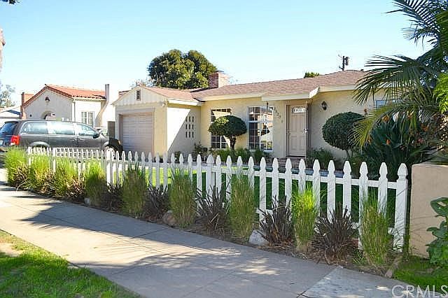 1st image of 2520 Magnolia Ave