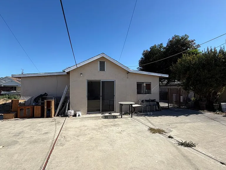 10031 Larson Ave — Photo 9
