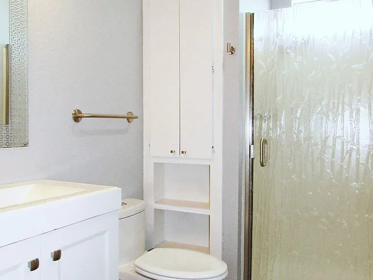 204 Main Cir — Photo 7