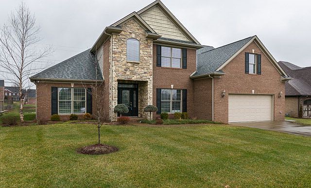 1st image of 4532 Lake Forest Dr