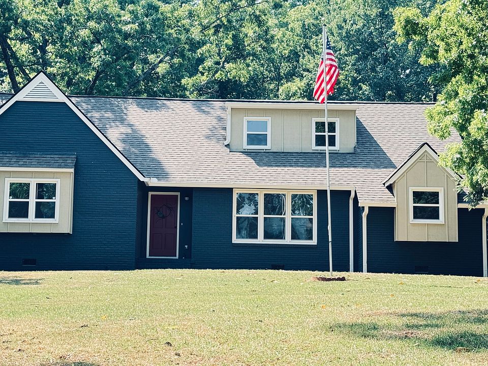 1st image of 617 Mayes Way