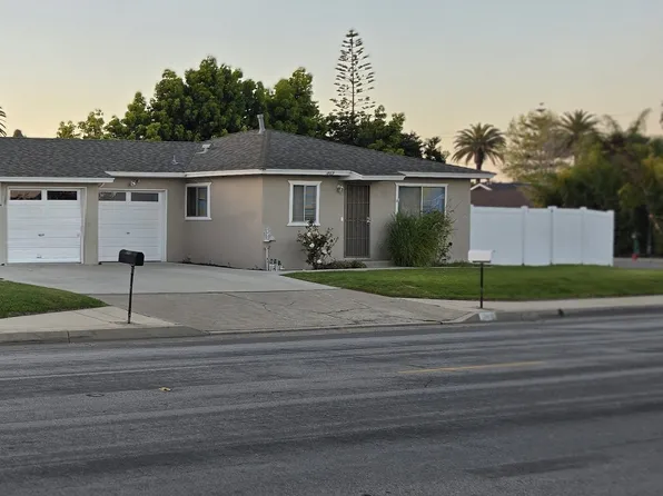 1869 Tustin Ave, Costa Mesa, CA 92627