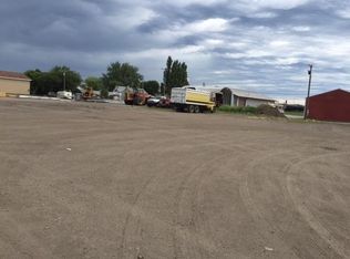 2572 N 43rd St, Grand Forks, ND 58203