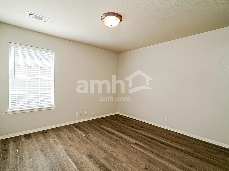 19713 E 38th Pl S — Photo 15