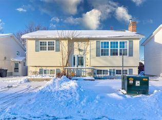 5 Burgess Ave, Mount Pearl, NL A1N2J4