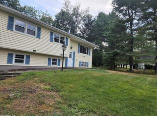 10 Hanover Dr, Monticello, NY 12701