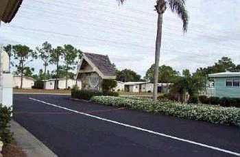3rd image of 562 Hogan Dr